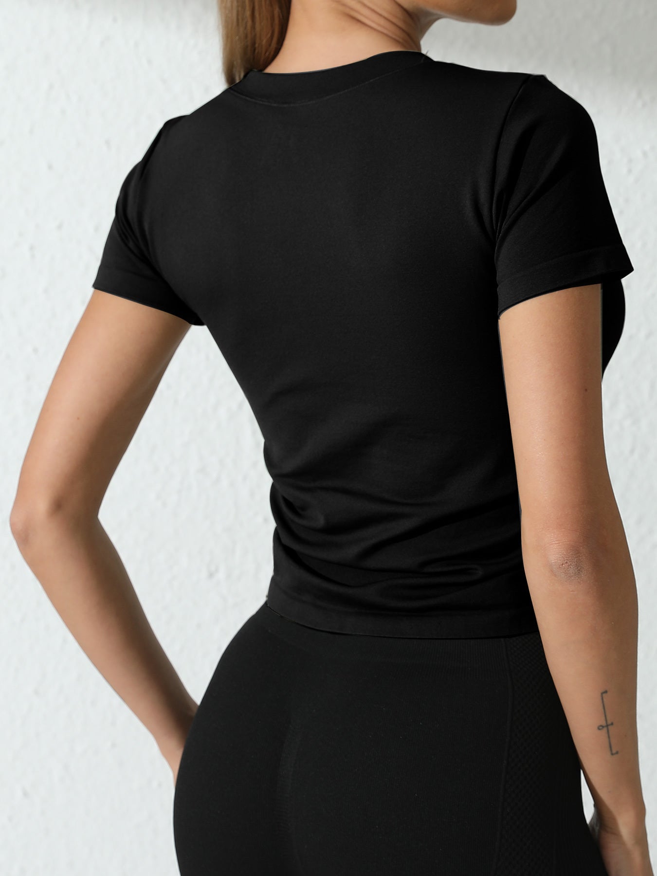 Solid Color Round Neck Sports T Shirt